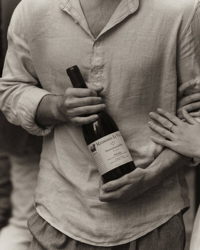 Askos Susamaniello Wine by Masseria Li Veli photographed by Gretchen Reese, The Wine & Whiskey Photographer