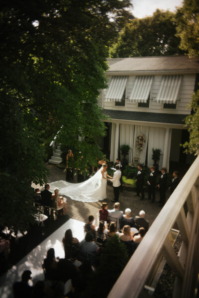 south carolina wedding photographer. black and white wedding photos.
