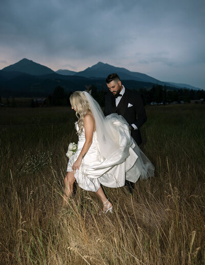 Review from Montana bride Morgan: Haley J Photo is a creative and fun photographer