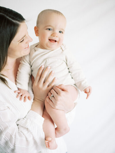 WithrowFamily-Ben9Months-MelanieJulianPhotography-18