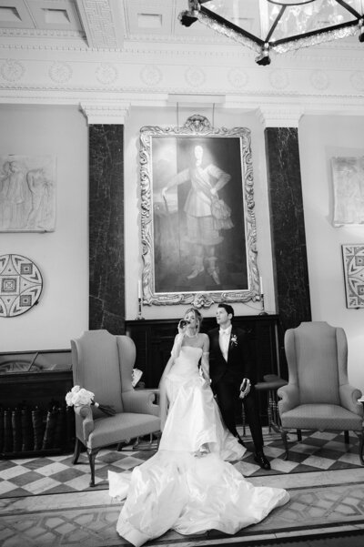 newlyweds and elvis on dancefloor