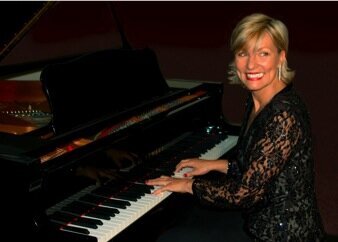 Laura Duncan Plays the Piano