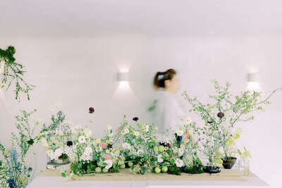 Detroit wedding planner set up tablescape