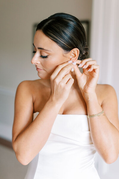 We provide wedding and event planning services + event design services. We help clients in London, Cambridge, Toronto Ontario + beyond. Available for weddings in the United Kingdom and Europe.