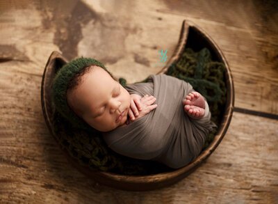 Chevy Chase newborn photographer, maternity photography near me Chevy Chase MD, Chevy Chase family photographer, best Chevy Chase maternity photographer
