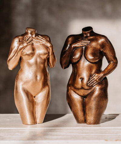 herinnering borsten in bronzen beeldje