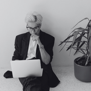 performance coach therapist speaker