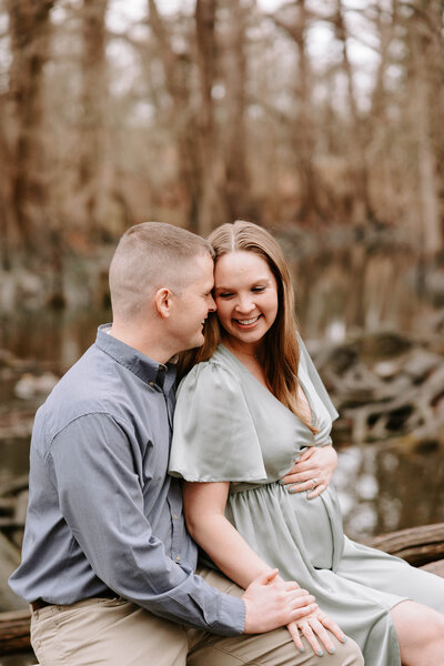 Maternity session of couple at cibolo nature center in Boerne Texas