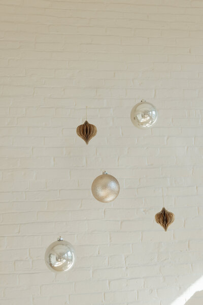 Neutral modern ornament display at The Archer Atelier