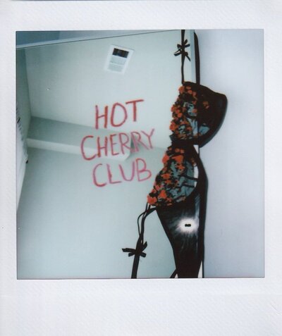 Boudoir photographer in Denver, Colorado | Hot Cherry Boudoir