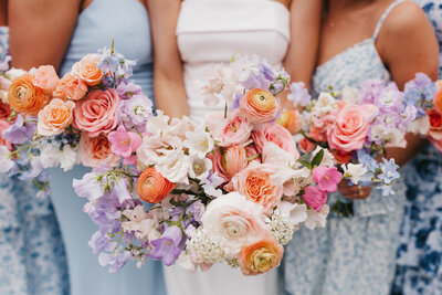 pastel bridesmaids bouquets 