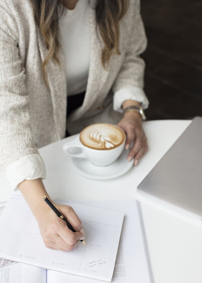 Cowork_Social-Squares_Styled-Stock_01300