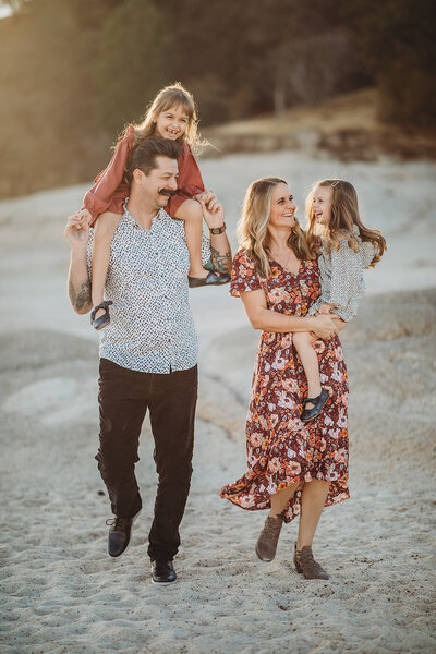 Field Maternity Lifestyle | Colehearted Photography