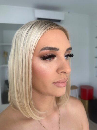 Makeup and hair services in Cairns, Cairns Beaches, Palm Cove, Innisfail and Atherton Tablelands