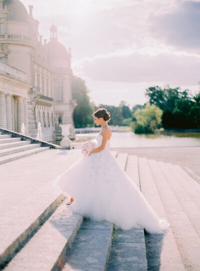 chateau-de-chantilly-luxury-wedding-phototographer-in-paris (21 of 59)