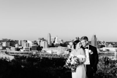The Best Cincinnati Wedding Photographer Devau Park Monastery Skyline