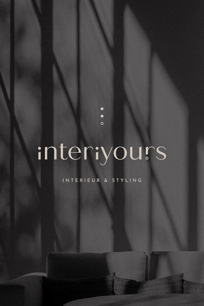 Logo ontwerp interieurdesigner Interiyours