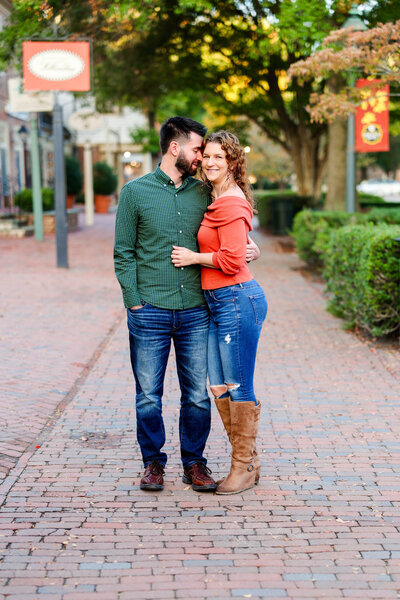 Couple session in Colonial Williamsburg in the Fall