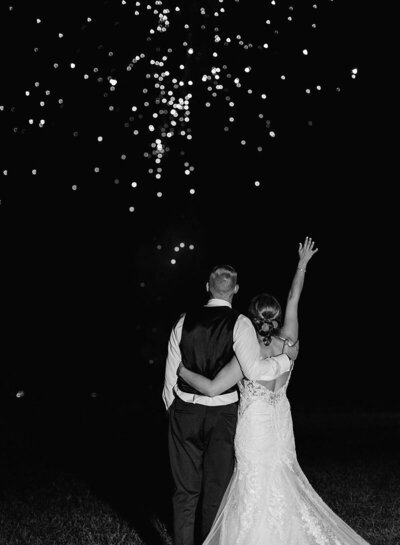 Bret and Brandie Evansville Owensboro Weddings Black and White Gallery01