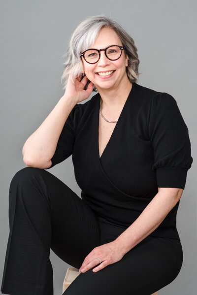 Personal branding photography in Charlotte showing Real Estate agent with natural, modern style.