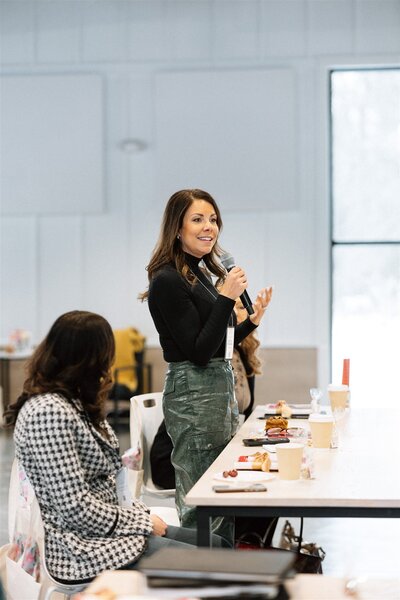 Becca Wenning with Dressit.Ai speaking at Collective Vow