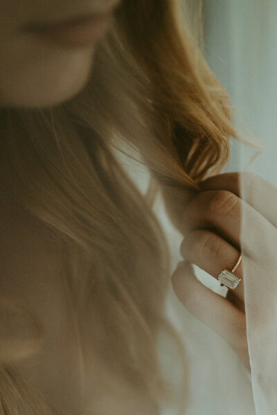 Explore soulful, story-driven Bridal boudoir photography by Elk & Fir. Capturing raw emotion, radiant connection, and your most beautiful self—just as you are.

Le Luxe Boudoir Brisbane - by Elk and Fir Photography

