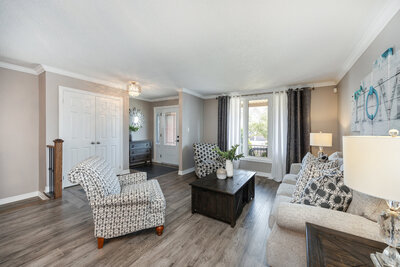 941 Greenleaf living (4)-2