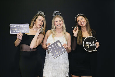Build_Your_BestEvent_Guests_Taking_Photos_With_Photo_Booth