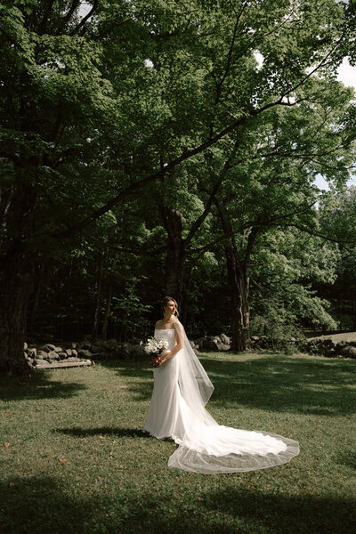 Wedding at Pierce Farm At Witch Hill Wedding Topsfield MA | Sydney Kerbyson Photography
