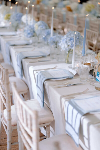 2 marquee-table-decoration