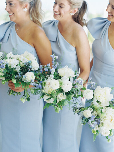 Bride and groom at Kiawah River Wedding Venue