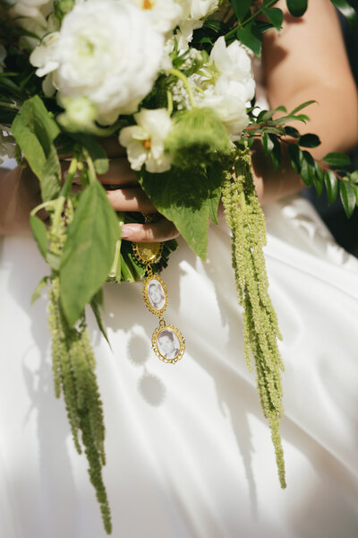 groom and grandma in florida wedding