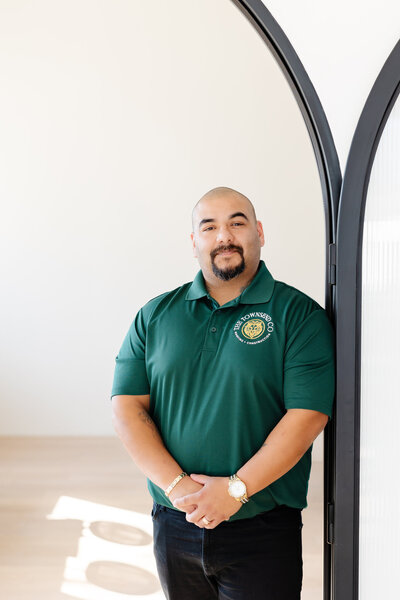 Dallas TX roofing construction director Lino