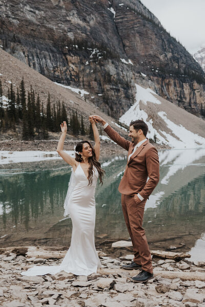 Banff national park elopement at Moraine Lake