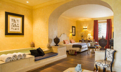 prestige_suite