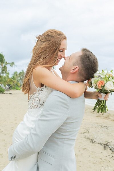 Anuenue Bouquet - Maui wedding floral