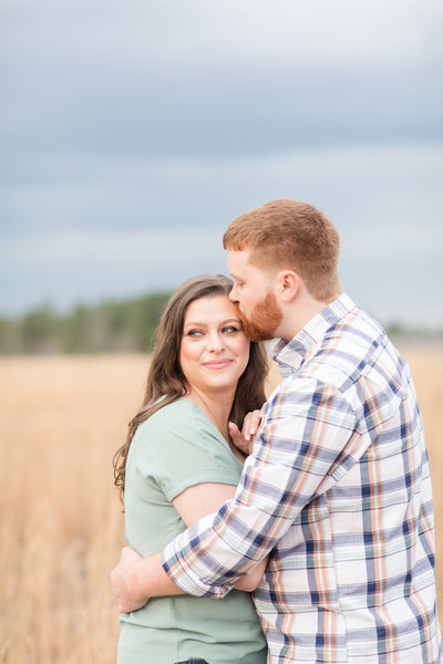 https://static.showit.co/400/fm61KPtbQk2tqNwnthejgg/80262/jennifer_b_photography-sandhills_gardens_engagement-will_and_kaela-2020-0273.jpg