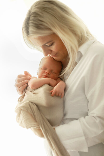 Singapore-Newborn-Photographer-1