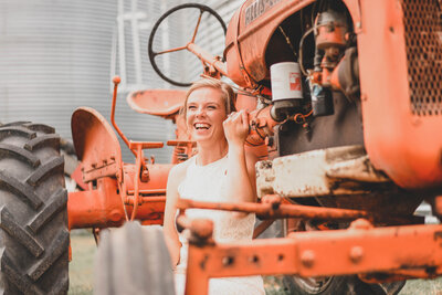 bridal portrait by south dakota wedding and elopement photographer