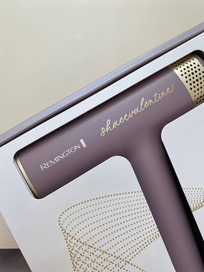 branded calligraphy names written on remington hair tools at london event