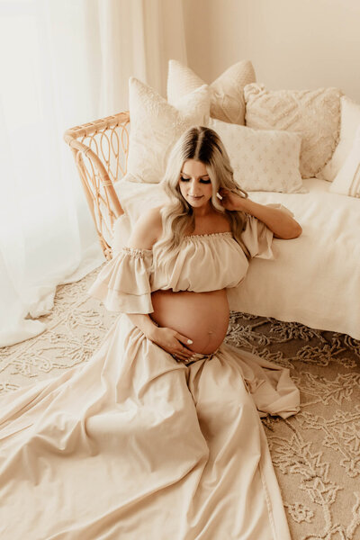 Newborn girl posed on blanket in Yukon, Oklahoma