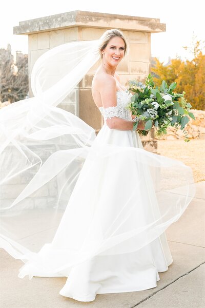 Outdoor Winter Bridal Portraits _ San Antonio Wedding Photographer _003