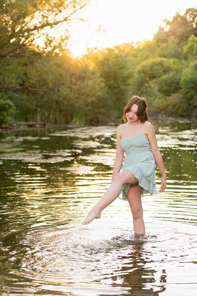 Senior Pictures at Lion's Den Gorge in Cedarburg, WI