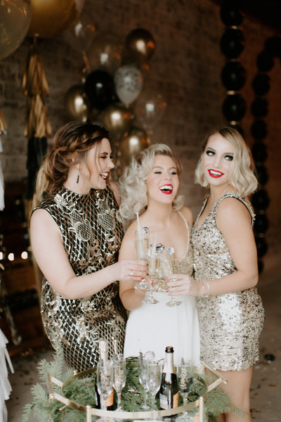 New Year’s Eve Wedding Stylized Shoot | Black White Silver Gold Countdown Wedding – Kennewick, WA | Tin Sparrow Events + Alex Lasota Photography