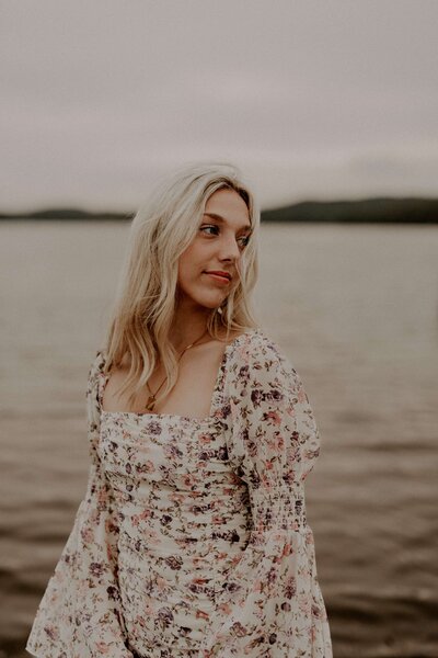 Holly.105