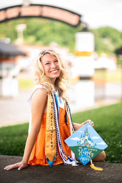 Isabela Cap and Gown Pics (66)