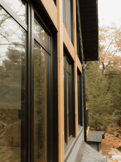High-end timber frame home in Haliburton Highlands built with precision joinery and environmentally conscious materials.