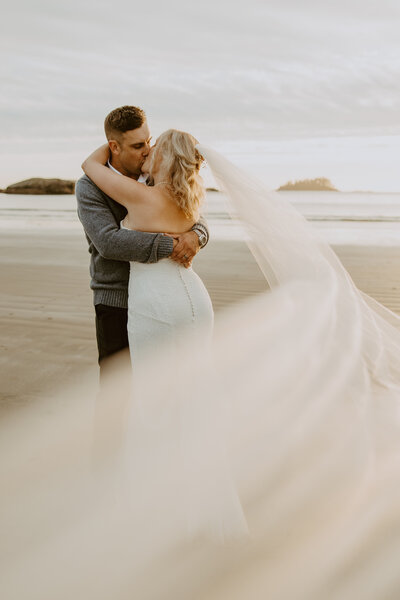 Wedding photography Mckenzie BEach Tofino Shelby Egles Photography