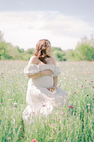 Texas Spring blooms for maternity photoshoot