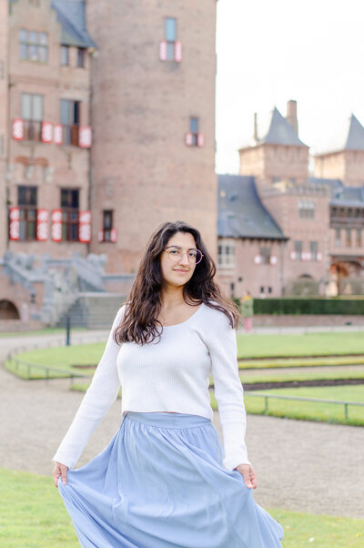 sim sawyers lives her princess dreams at kasteel de haar